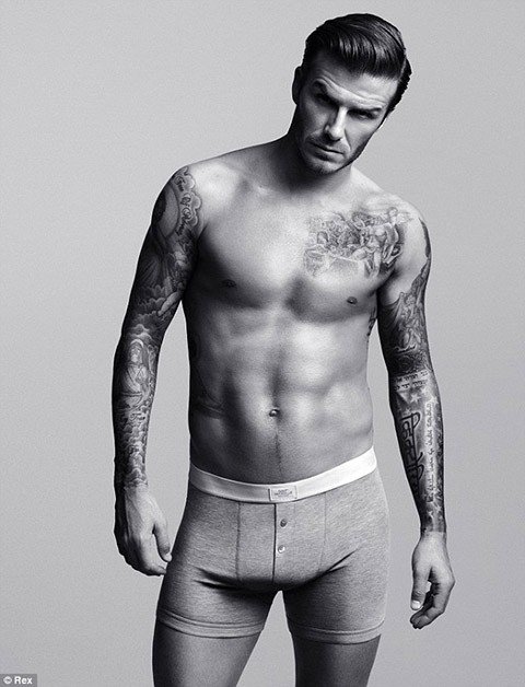 David Beckham quảng cáo quần lót nam Emporio Armani